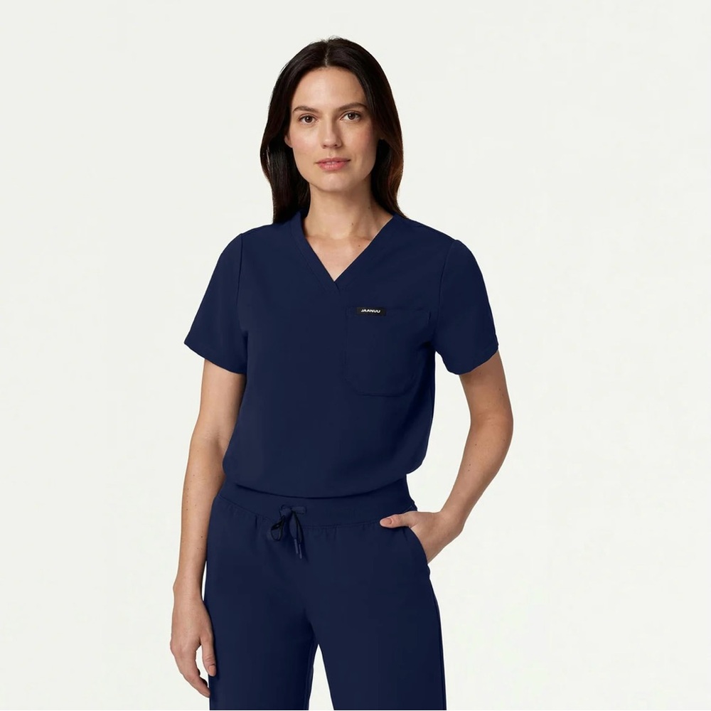 Jaannuu Women’s Scrub Top